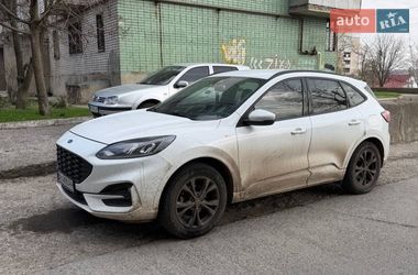Позашляховик / Кросовер Ford Kuga 2021 в Дніпрі