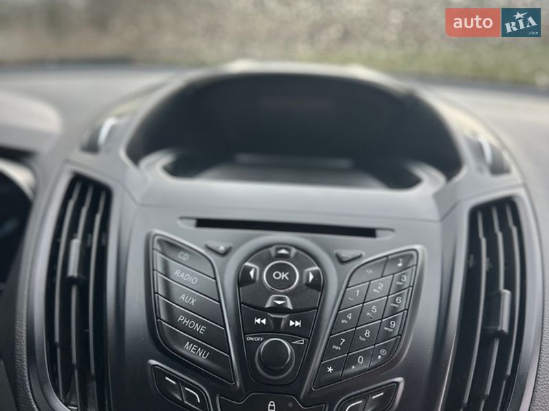 Позашляховик / Кросовер Ford Kuga 2016 в Бахмачі