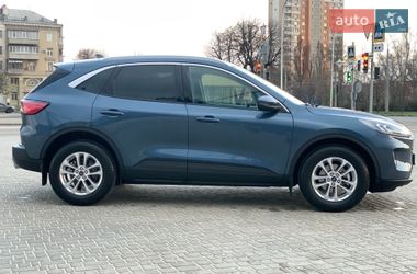 Внедорожник / Кроссовер Ford Kuga 2023 в Харькове