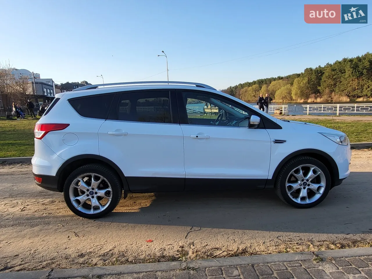 2013 Ford Kuga - мініатюра 25
