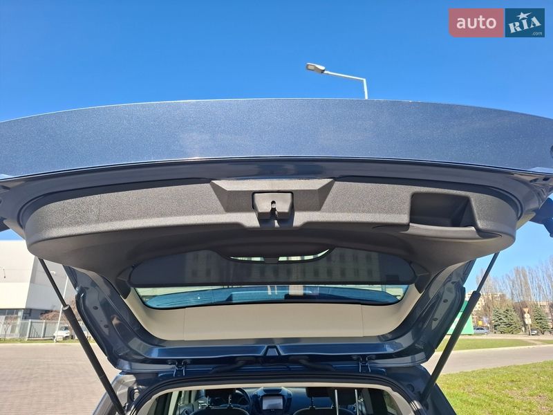 Позашляховик / Кросовер Ford Kuga 2019 в Черкасах