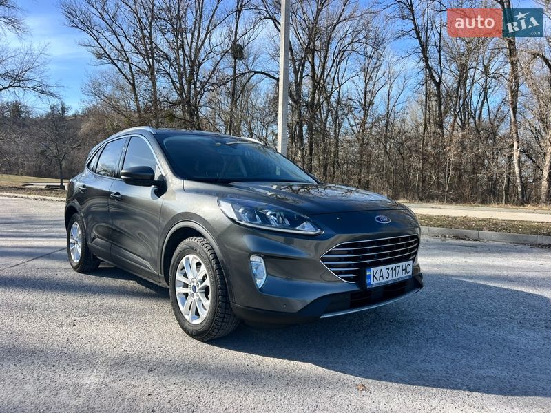 Ford Kuga 2021