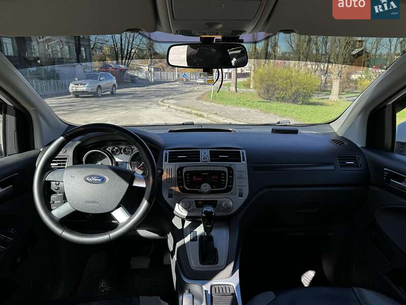 Позашляховик / Кросовер Ford Kuga 2012 в Києві