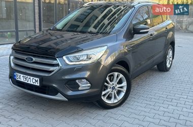 Внедорожник / Кроссовер Ford Kuga 2018 в Хмельницком
