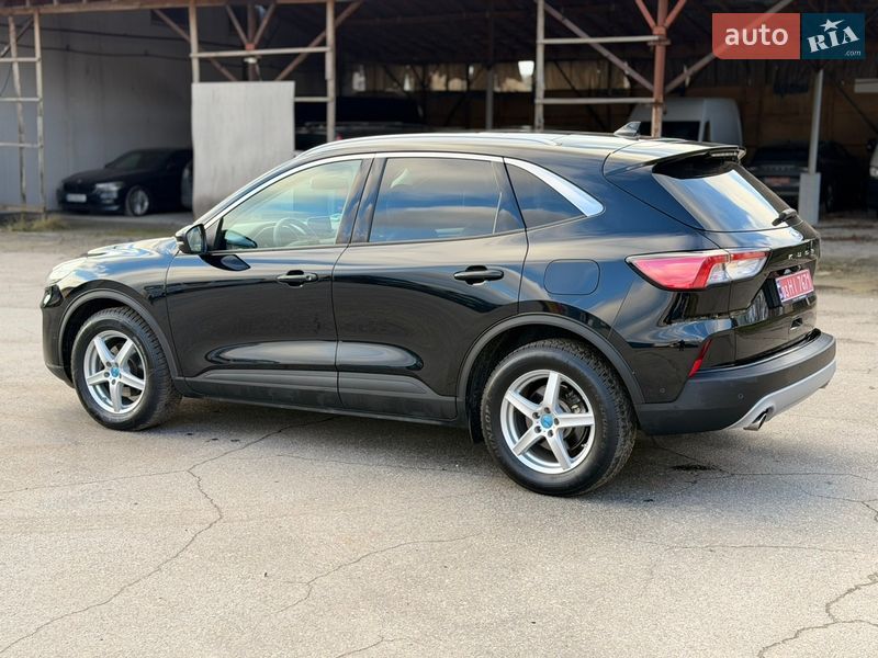 Позашляховик / Кросовер Ford Kuga 2022 в Вінниці