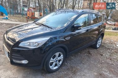 Позашляховик / Кросовер Ford Kuga 2016 в Києві