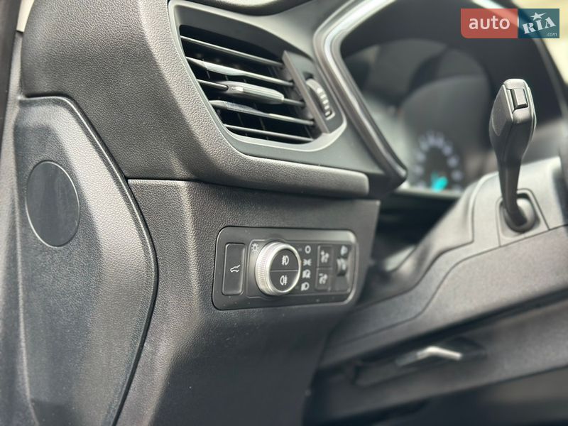 Внедорожник / Кроссовер Ford Kuga 2020 в Тернополе фото 60 Внедорожник / Кроссовер Ford Kuga 2020 в Тернополе