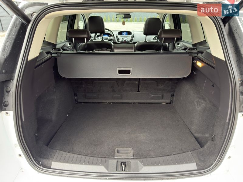 Позашляховик / Кросовер Ford Kuga 2014 в Дубні