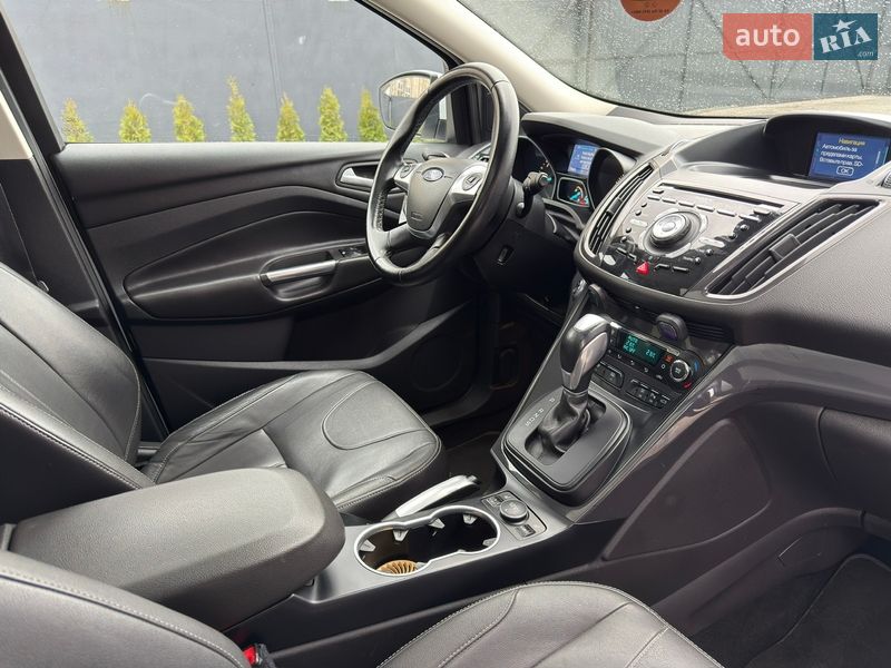 Позашляховик / Кросовер Ford Kuga 2014 в Дубні