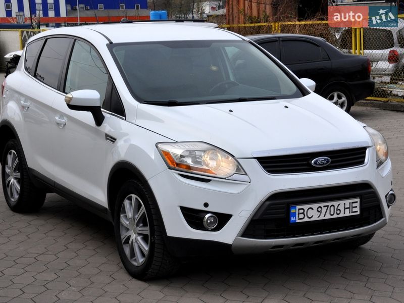 Позашляховик / Кросовер Ford Kuga 2011 в Львові