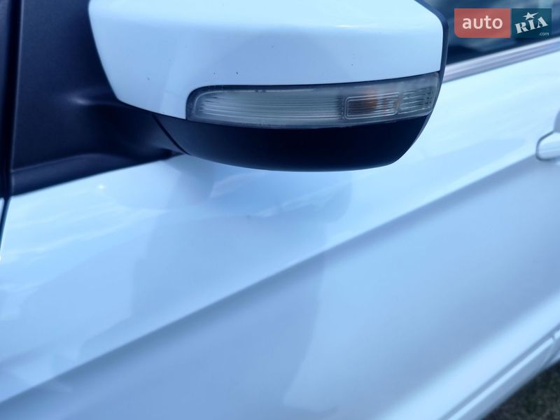 Позашляховик / Кросовер Ford Kuga 2016 в Ковелі