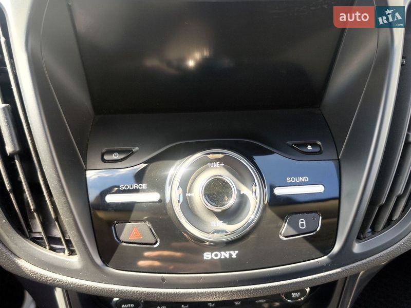 Позашляховик / Кросовер Ford Kuga 2016 в Ковелі