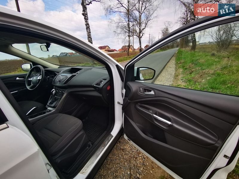 Внедорожник / Кроссовер Ford Kuga 2014 в Ивано-Франковске фото 16 Внедорожник / Кроссовер Ford Kuga 2014 в Ивано-Франковске