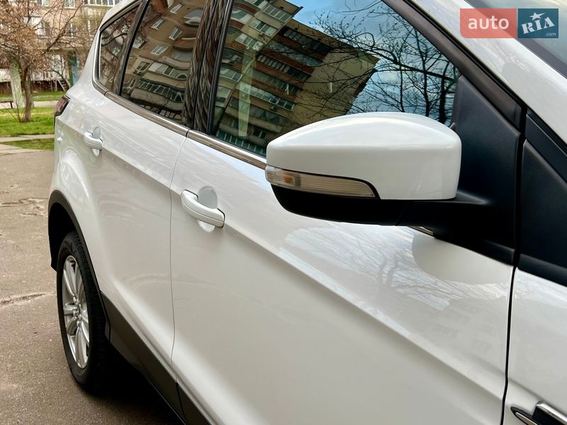 Внедорожник / Кроссовер Ford Kuga 2016 в Киеве фото 10 Внедорожник / Кроссовер Ford Kuga 2016 в Киеве