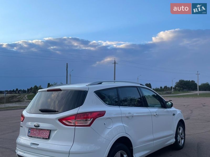 Позашляховик / Кросовер Ford Kuga 2015 в Житомирі