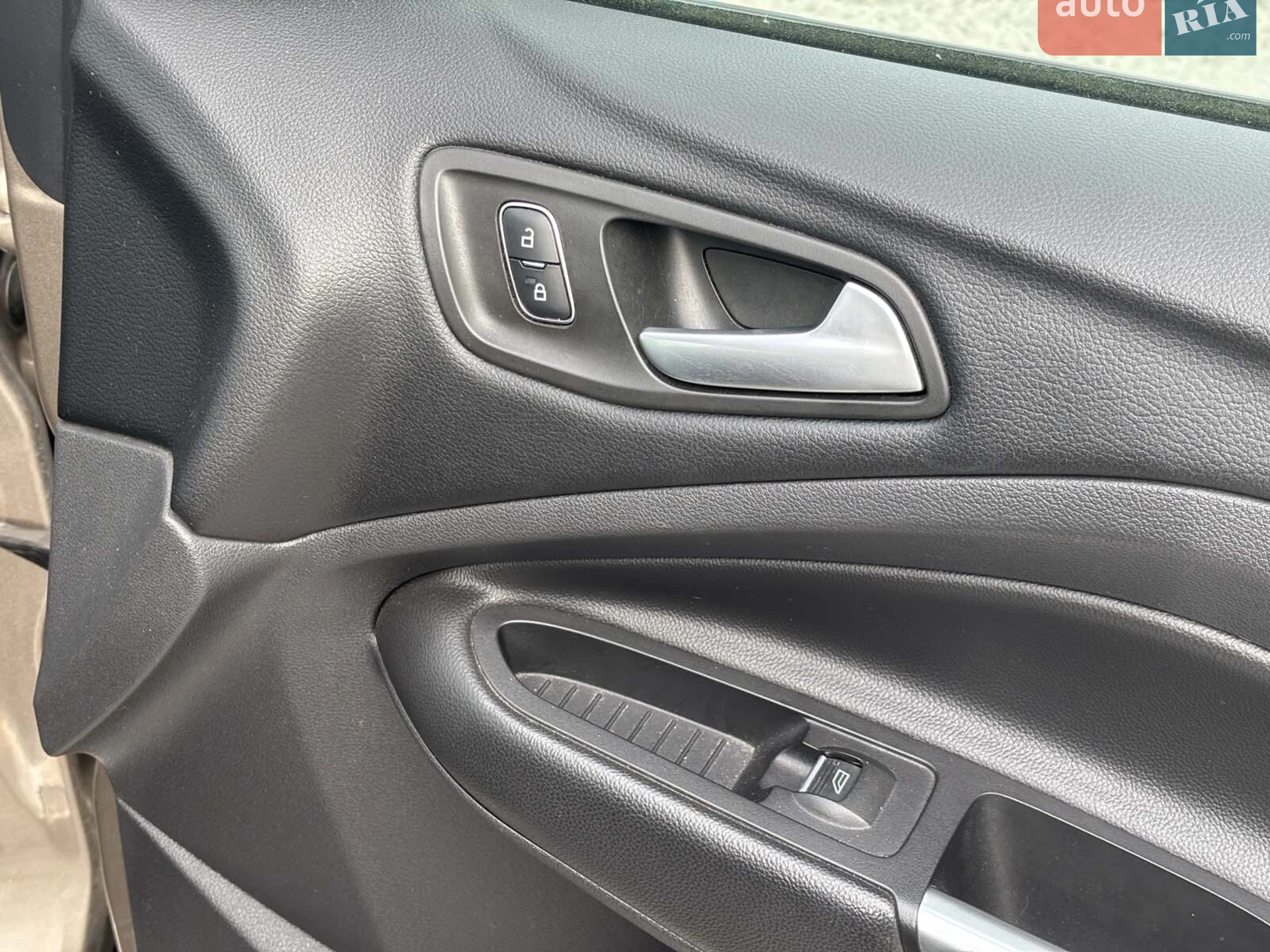 2019 Ford Kuga - мініатюра 40