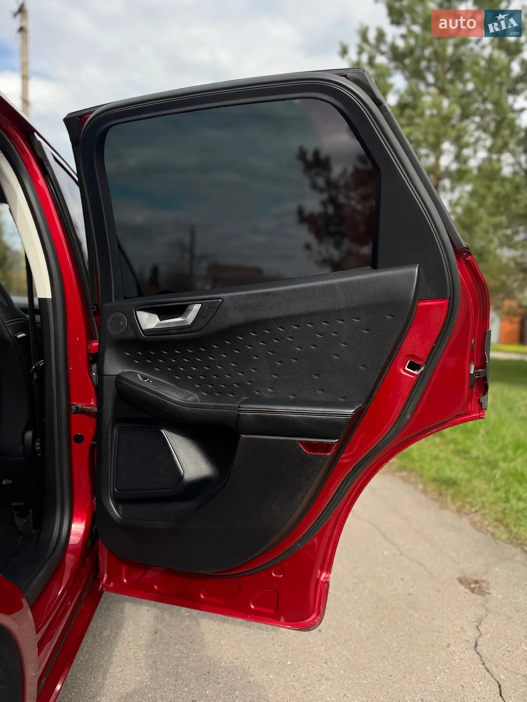 2020 Ford Kuga - мініатюра 26
