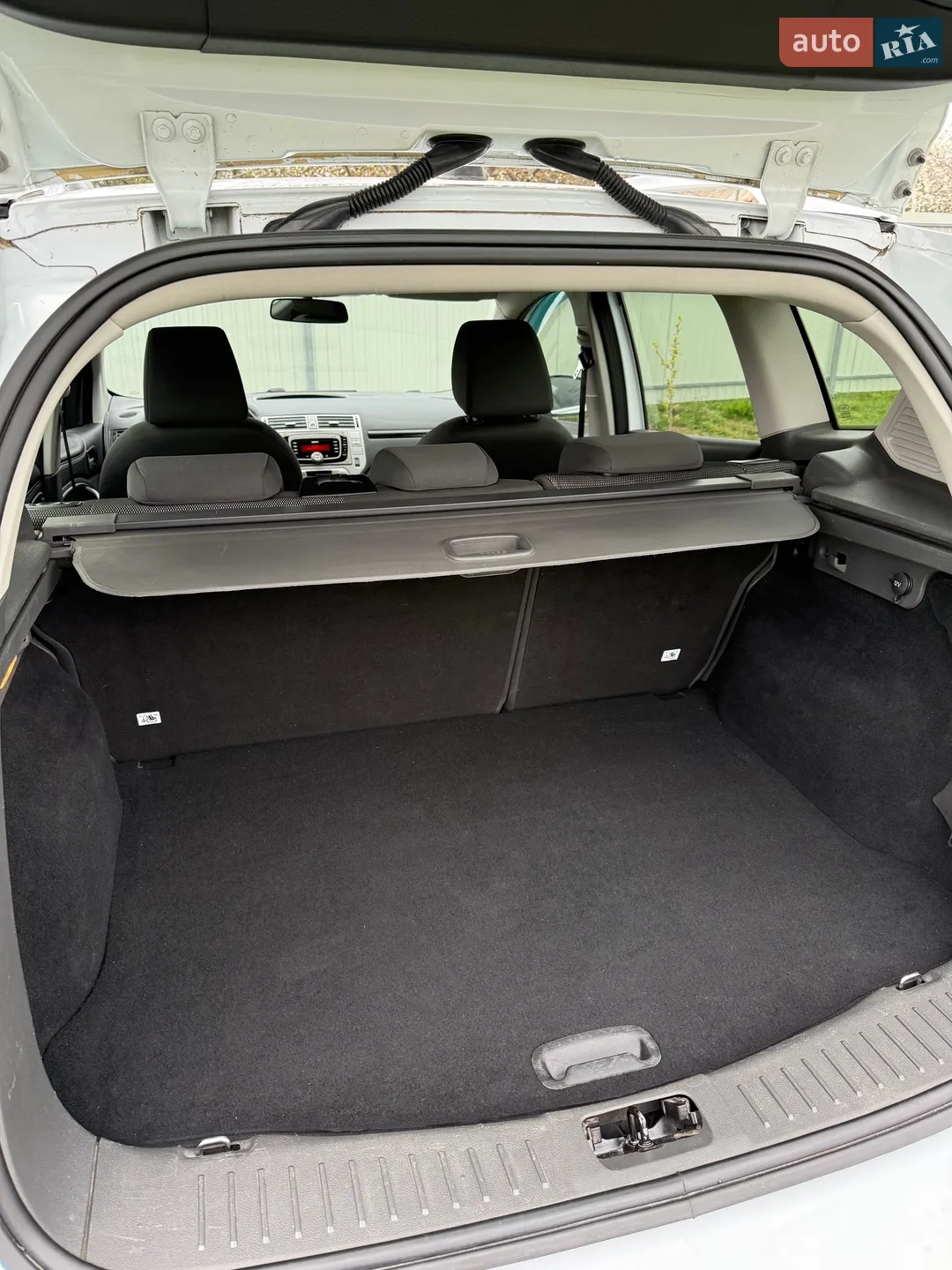 2012 Ford Kuga - мініатюра 10