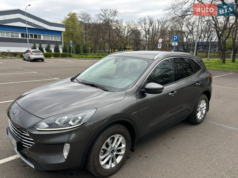 Внедорожник / Кроссовер Ford Kuga 2023 в Николаеве