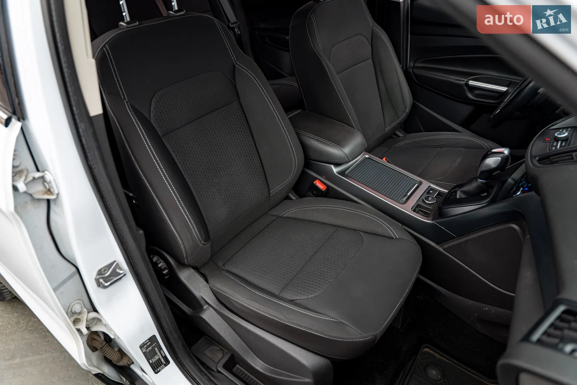 2019 Ford Kuga - мініатюра 17