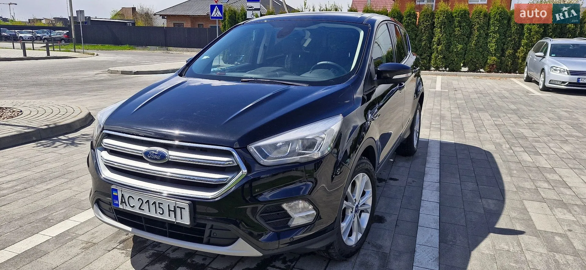 2019 Ford Kuga - фото 1