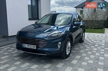 Внедорожник / Кроссовер Ford Kuga 2021 в Львове