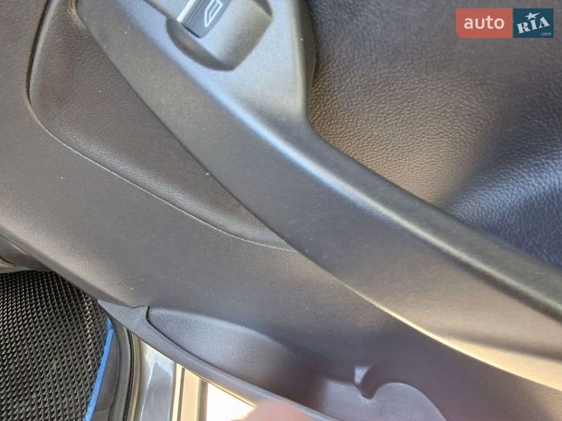 Внедорожник / Кроссовер Ford Kuga 2019 в Миргороде