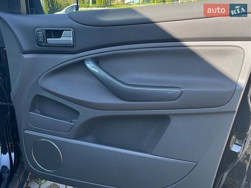 Внедорожник / Кроссовер Ford Kuga 2012 в Харькове