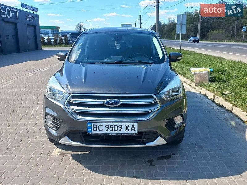 Ford Kuga 2017