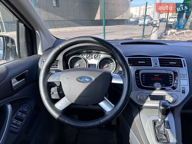 Позашляховик / Кросовер Ford Kuga 2010 в Києві