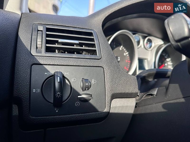 Позашляховик / Кросовер Ford Kuga 2010 в Києві
