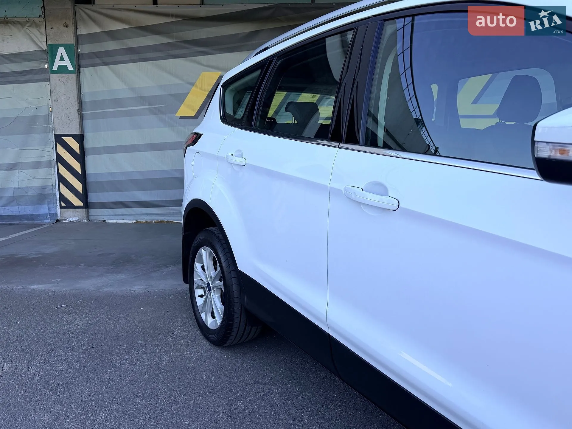 2019 Ford Kuga - мініатюра 28