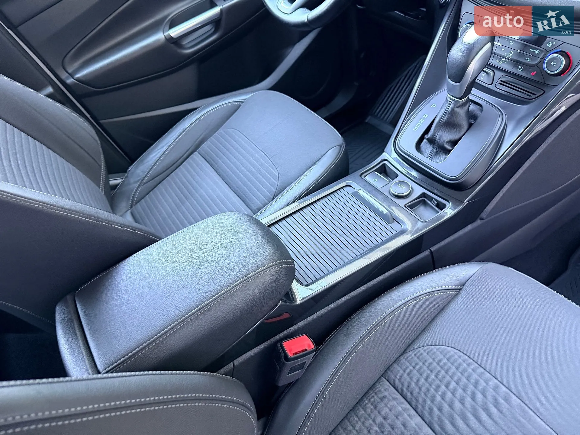 2019 Ford Kuga - мініатюра 98