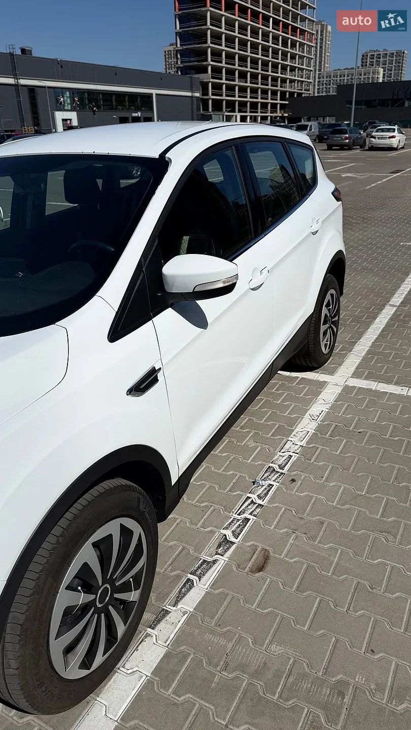 2019 Ford Kuga - мініатюра 3
