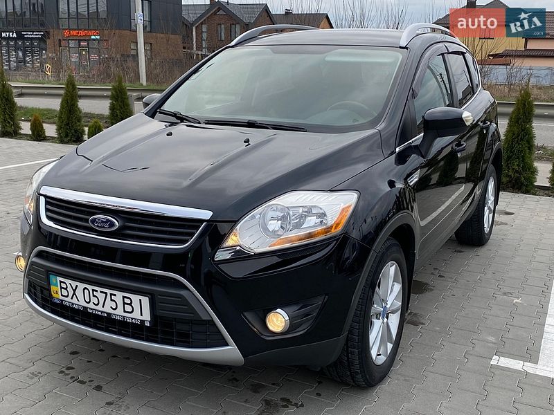 Внедорожник / Кроссовер Ford Kuga 2012 в Виннице