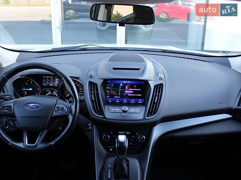 Внедорожник / Кроссовер Ford Kuga 2017 в Черкассах