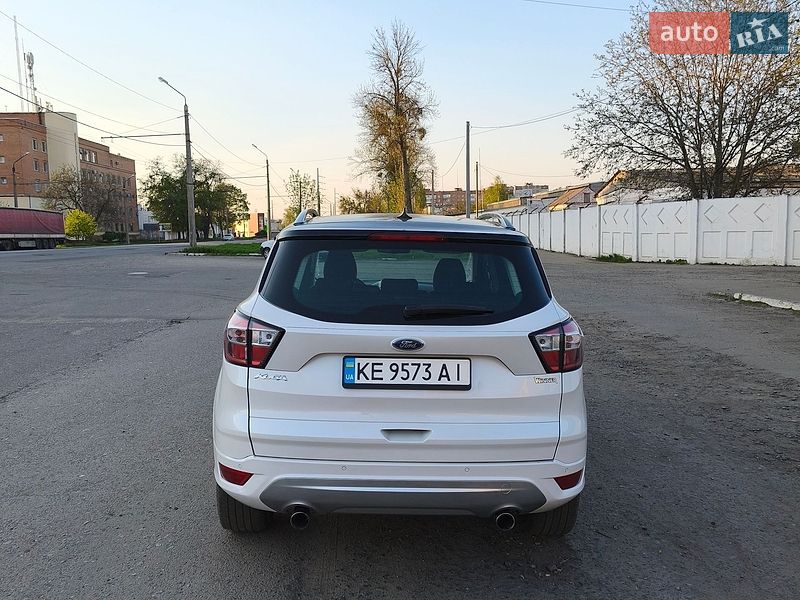 Внедорожник / Кроссовер Ford Kuga 2019 в Полтаве