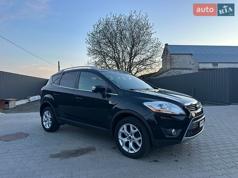 Внедорожник / Кроссовер Ford Kuga 2012 в Луцке