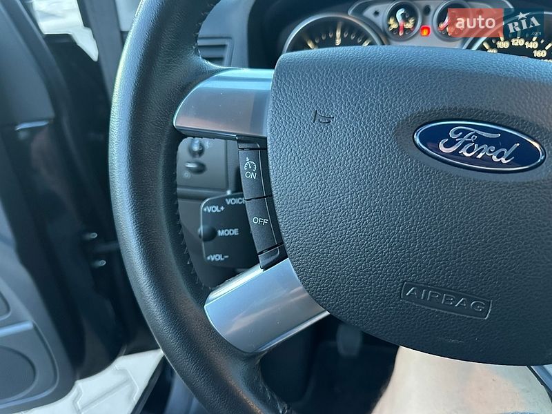 Внедорожник / Кроссовер Ford Kuga 2012 в Луцке