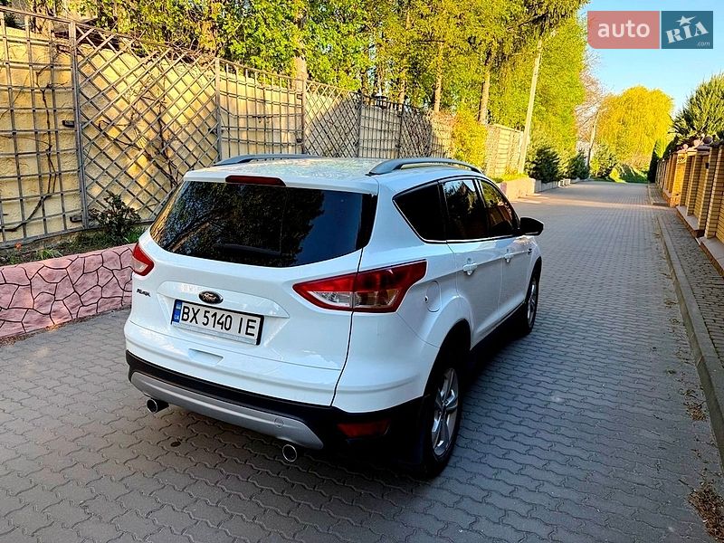 Внедорожник / Кроссовер Ford Kuga 2013 в Хмельницком