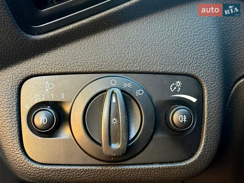 Внедорожник / Кроссовер Ford Kuga 2013 в Хмельницком