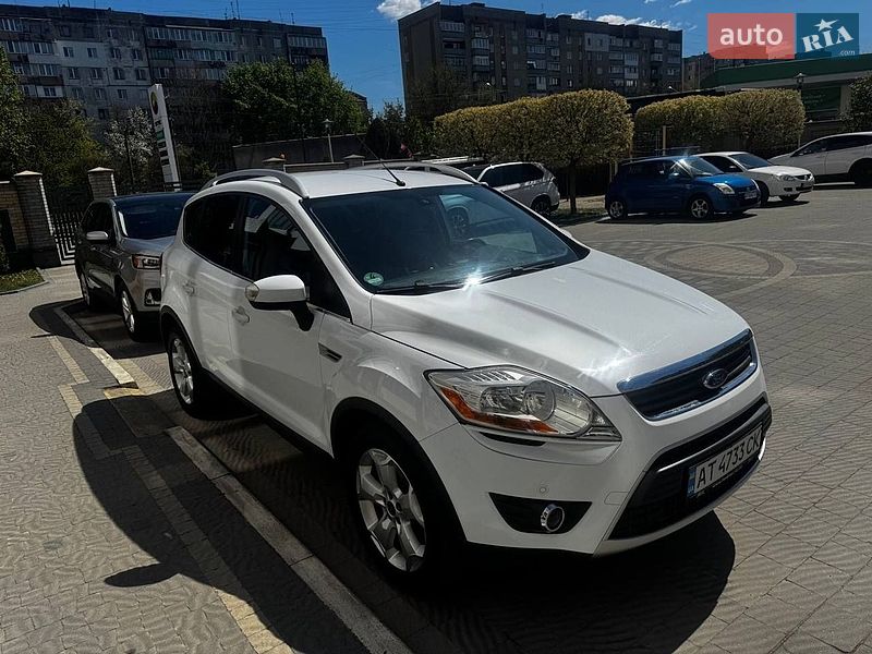 Внедорожник / Кроссовер Ford Kuga 2009 в Ивано-Франковске