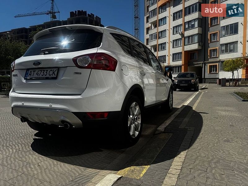 Внедорожник / Кроссовер Ford Kuga 2009 в Ивано-Франковске