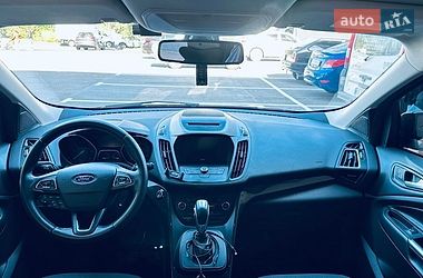 Внедорожник / Кроссовер Ford Kuga 2019 в Днепре