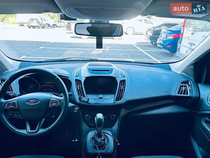 Внедорожник / Кроссовер Ford Kuga 2019 в Днепре