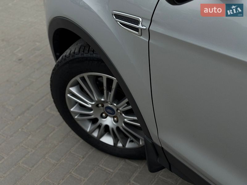 Внедорожник / Кроссовер Ford Kuga 2013 в Тернополе