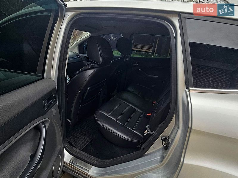 Внедорожник / Кроссовер Ford Kuga 2011 в Киеве