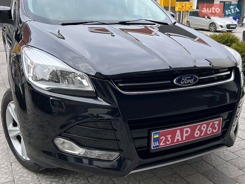 Позашляховик / Кросовер Ford Kuga 2013 в Львові