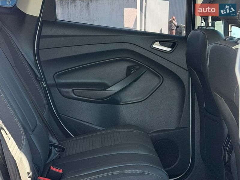 Внедорожник / Кроссовер Ford Kuga 2019 в Черкассах