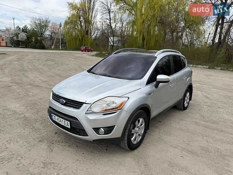Позашляховик / Кросовер Ford Kuga 2009 в Борщеві